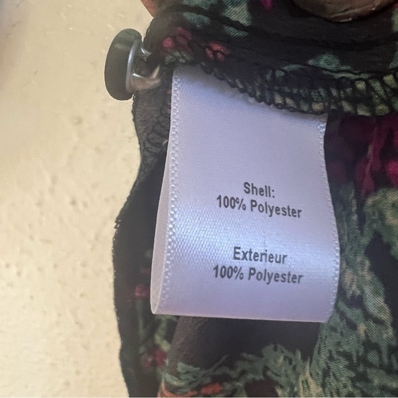 Likely off the shoulder smocked purple floral dress - Picture 5 of 6